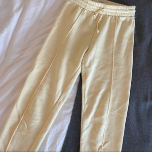 Aritzia Sunday Best Yellow Sweatpants